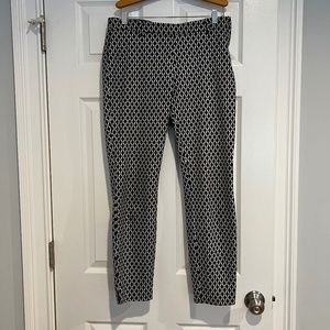 H&M Dress Pants / Trousers - Black and White pattern - Size 8